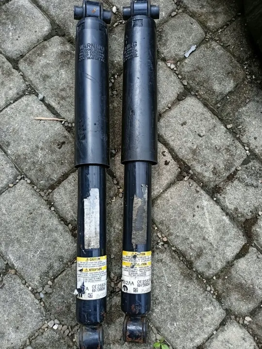 Etujousi OEM 68413682AA Jeep Wrangler JL:lle image 2