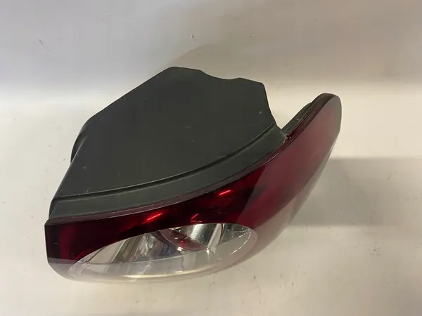 VW GOLF VI PLUS LUZ TRASERA DERECHA 5M0945096S image 5