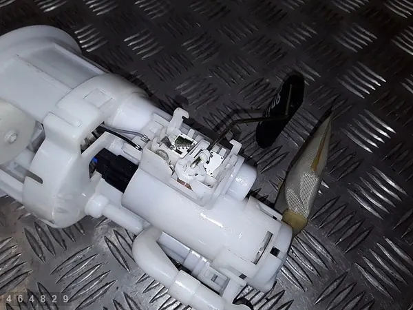 Bomba de combustível Kia Rio 2010 1400 Gasolina OEM 311101G000 image 4