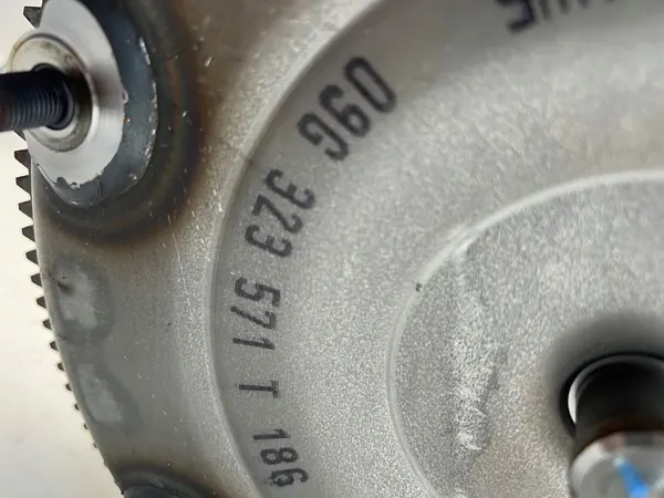 Momentomvandlare 09G323571N VW Beetle Golf Jetta Passat image 2