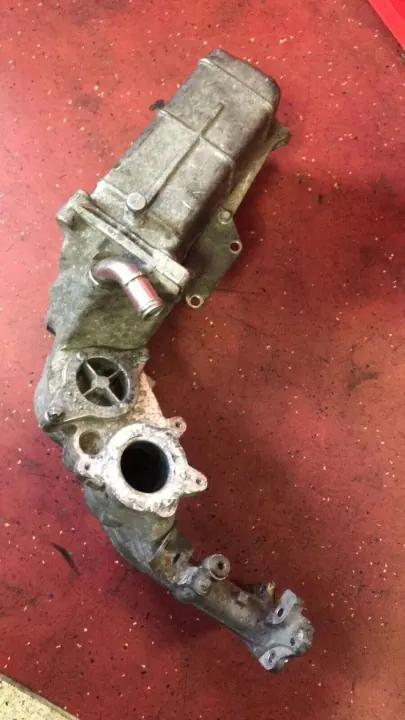 Arrefecedor EGR Mercedes-Benz OEM A6461401075 - Usado image 4