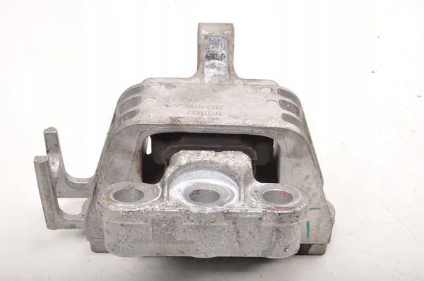 MG 3 1.5 Hybrid Engine Mount 11201137 image 6