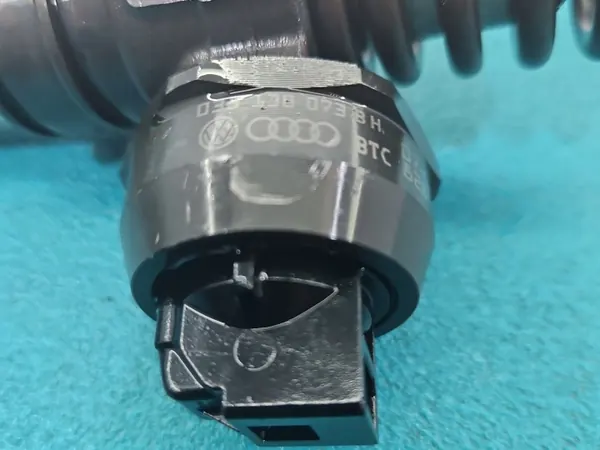 OEM 0414720230 Inspuitpomp 1.9 TDI gebruikt image 3