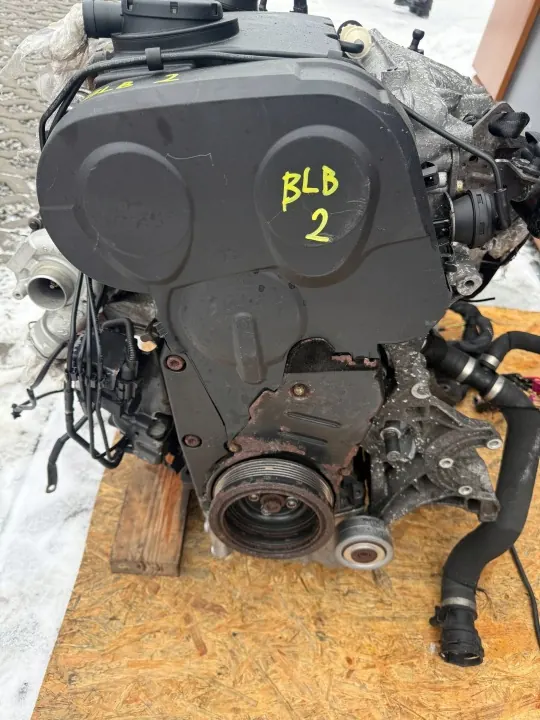 Käytetty 2.0 TDI-moottori OEM XLV2613 Audi A6 C6 image 3