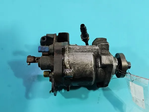 Brandstofpomp Ford Focus MK1 1.8 TDCI R9044Z016A image 4