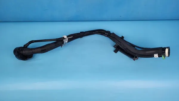 Toyota RAV4 19r brandstofinlaat OEM 77745-12110 image 3