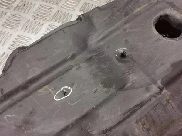 Cubierta inferior izquierda VW T-Roc OEM 5Q0825201AS image 6