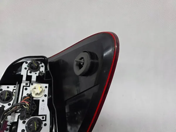 Mercedes-Benz ML W164 Lámpara Trasera Izquierda A1649061100 image 7