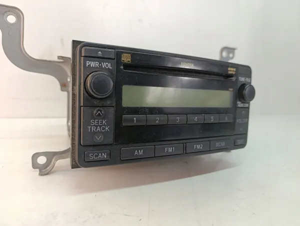Radio CD MP3 OEM 8612052490 Toyota Yaris 06-09 image 3