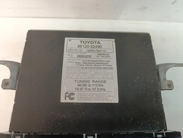 Radio CD MP3 OEM 8612052490 Toyota Yaris 06-09 image 6