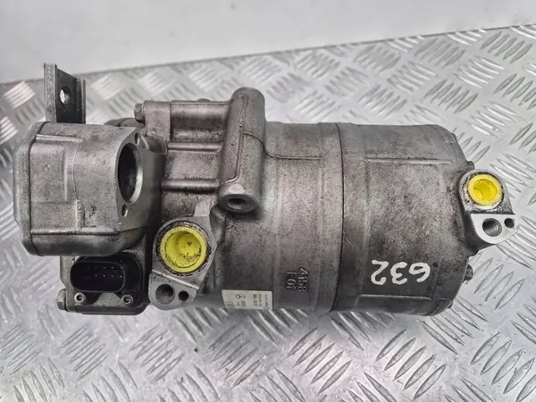 Compresor de aire acondicionado Mercedes W222 S400 Hybrid A0008302001 image 5