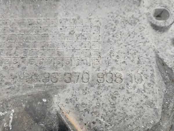 Oljepanna Citroen Xsara Picasso 1.8 16V image 7