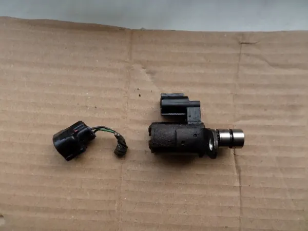 Gebrauchtes Toyota Öldruckventil - OEM Teil image 2