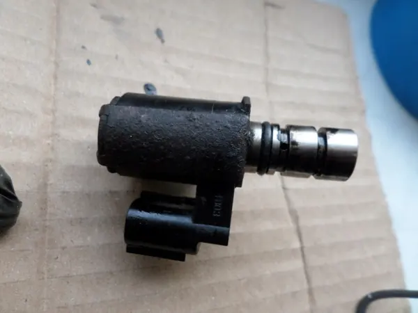 Gebrauchtes Toyota Öldruckventil - OEM Teil image 3