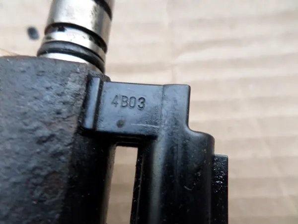 Gebrauchtes Toyota Öldruckventil - OEM Teil image 8