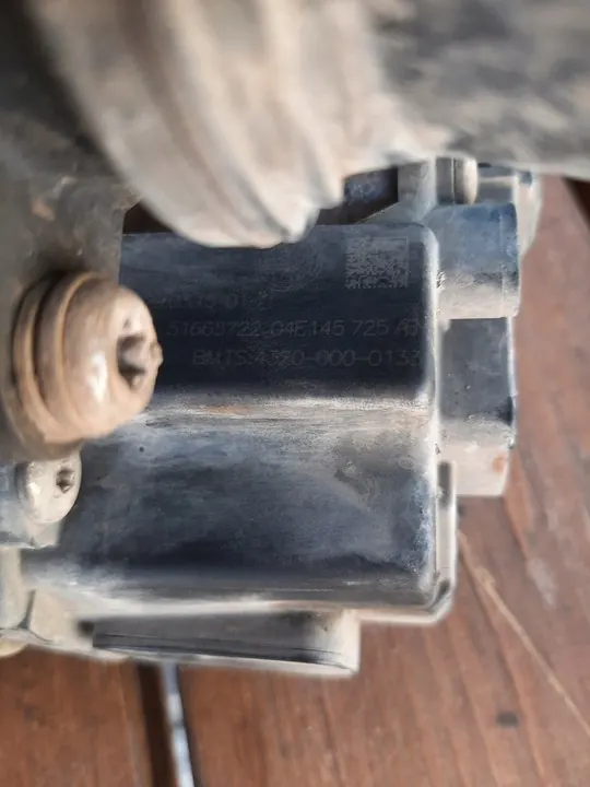 VW Turbo 1.2 Tsi 04E145713Q 04E145725AB image 4