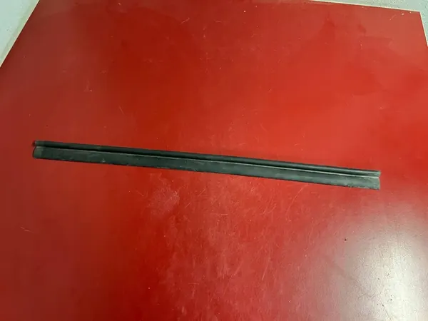 BMW iX1 2023 Junta de tampa do motor image 1