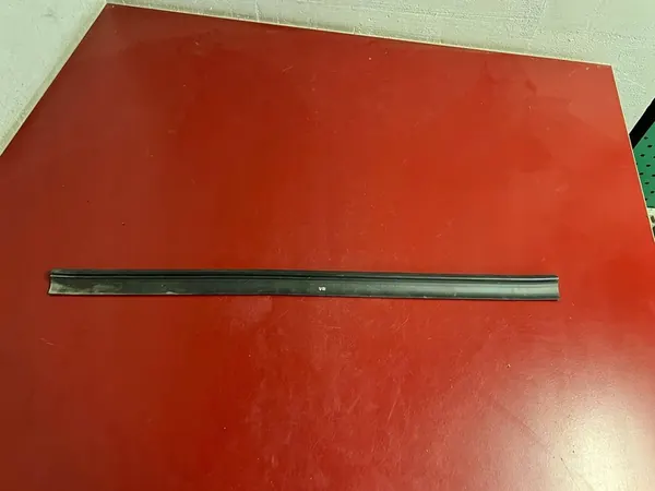 BMW iX1 2023 Junta de tampa do motor image 2