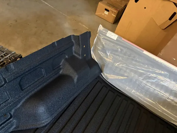 OEM 2HJ061162 VW Amarok 2022 Takaseinän Paneeli image 3