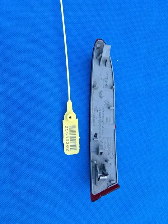 Oikea takapuskuriheijastin BMW X3 F25 7217316 image 2