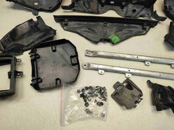 OEM 7206135 Complete Voorruitafdekking BMW X3 F25 image 8