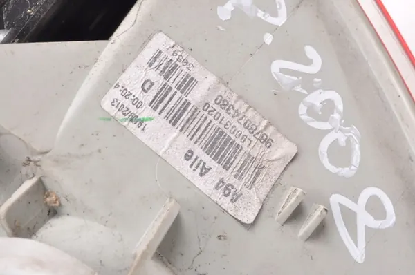 Luz Trasera Derecha 9678074380 Peugeot 2008 I image 6