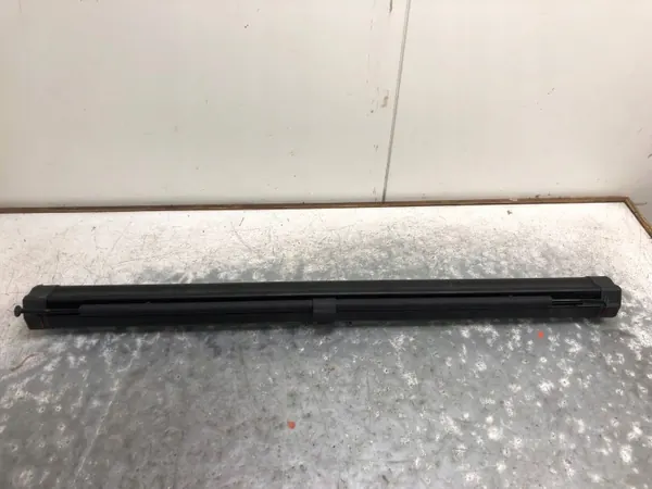 Persiana Maletero VW Golf VIII OEM 5H9861691 image 2