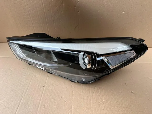 HYUNDAI TUCSON III 2015-2018 Lente Delantera Derecha 92101D7000 image 3