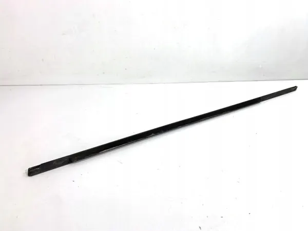 Etuoikea kaavinlista OEM 7258295 BMW F30 image 3