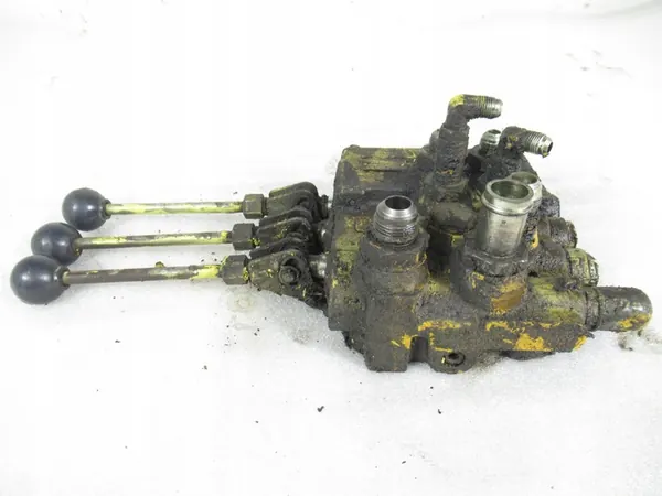 Distribuidor Hidráulico A1088152 image 3