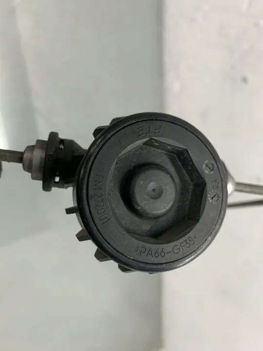 Tuyau de ventilation d'embrayage Opel Astra J 1.7 CDTI FM277001 image 4