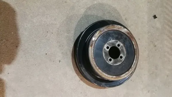 Wasserpumpen-Riemenscheibe OEM 1022001005 für Mercedes W124 image 3