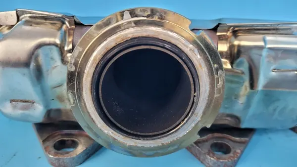 Collecteur d'échappement Mercedes W206 OEM A6541405003 image 6