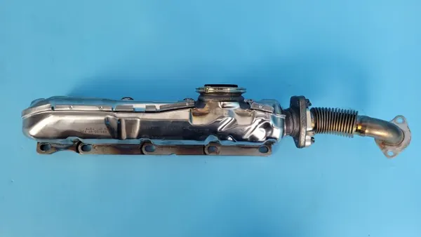 Collecteur d'échappement Mercedes W206 OEM A6541405003 image 9
