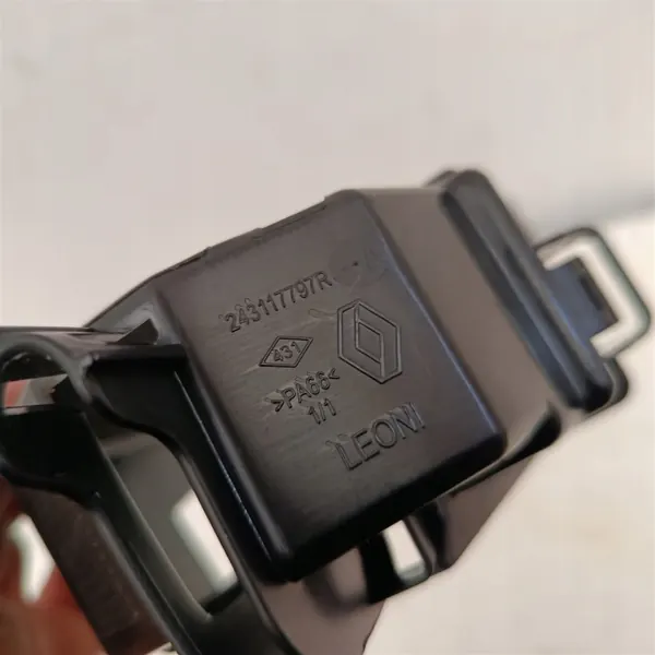 Zekeringkastdeksel OEM 243117797R Renault Kadjar image 3