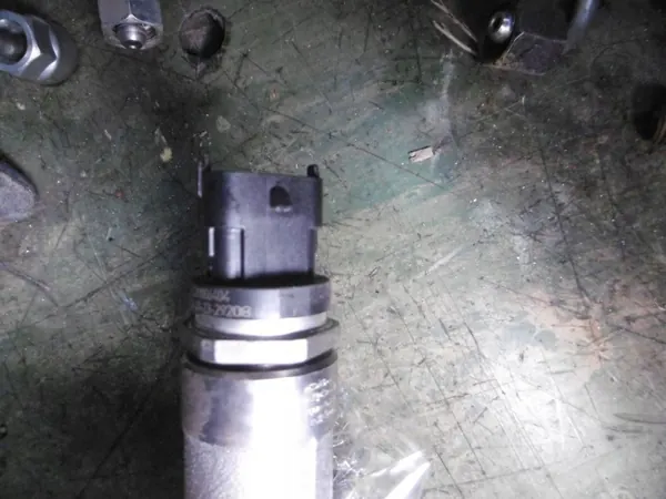 Sensor de pressão OEM 0281006404 para Kia 1.6/1.7 CRDi image 3