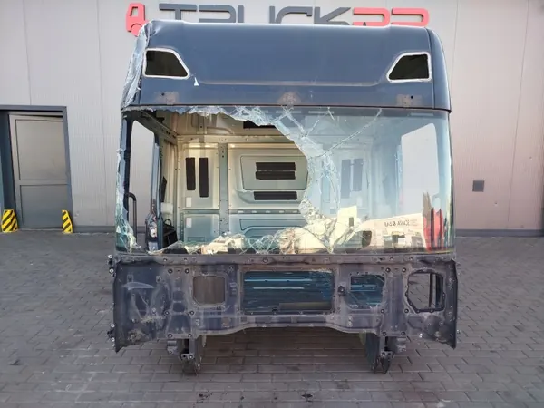 Cabina nua Scania S NTG OEM 20CS - Usado image 2