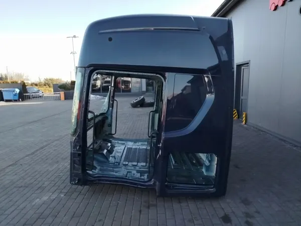 Cabina nua Scania S NTG OEM 20CS - Usado image 6