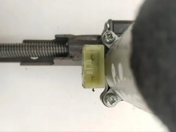 Elektrischer Sitzmotor OEM L0235286AA09 für Maserati image 4