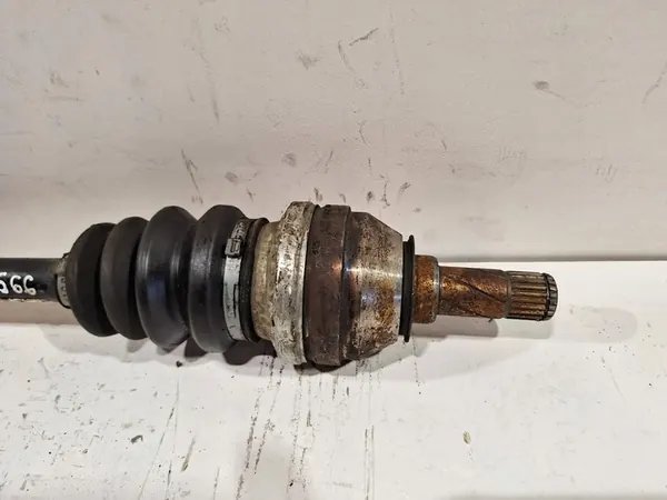 Vänster drivaxel 13136379 Opel Astra H III image 4