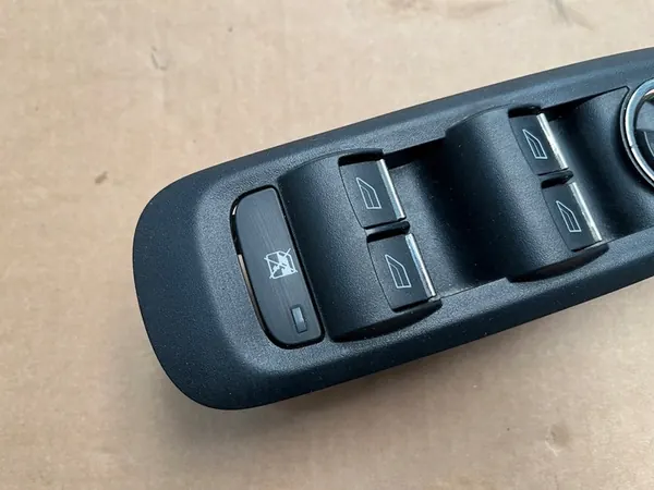 FORD S-MAX MK1 2.0 TDCI Raam Bediening Paneel image 4