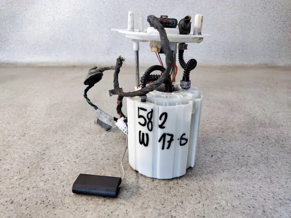Polttoainepumpun Kelluke OEM A2465400617 Mercedes image 2