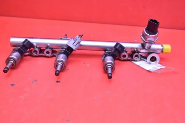 OEM 1426220277 Rampe d'injection pour Nissan Pulsar 1.2 image 3