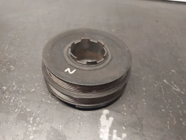 Polea cigüeñal OEM 11232247565 para BMW Serie 3 image 8