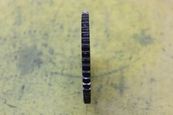 Volkswagen OE Zahnrad 03F109571C image 3