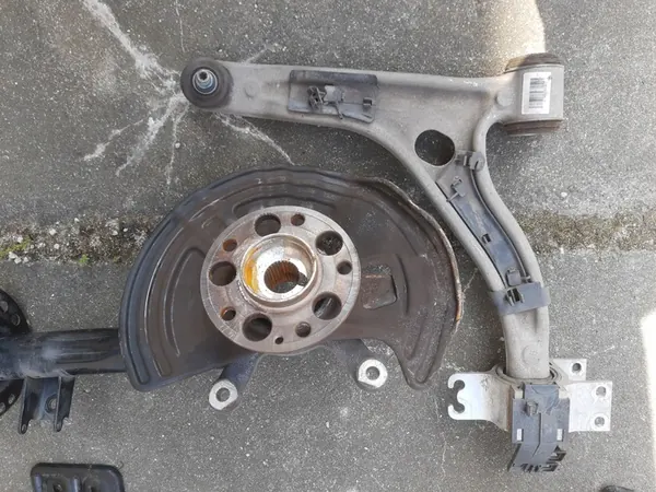 MERCEDES GLA 156 Sospensione Anteriore Braccio di Controllo OEM image 5