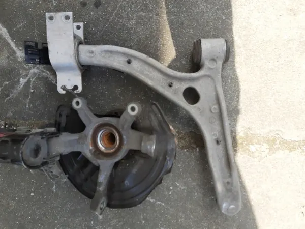 MERCEDES GLA 156 Sospensione Anteriore Braccio di Controllo OEM image 8