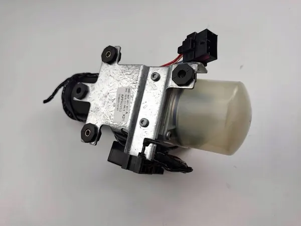 Pompe de toit Audi TT Mk1 Cabriolet 8N7871611A image 3