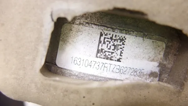 Reductor de gas Renault Clio V 1.0 TCE OEM 163104737R image 3