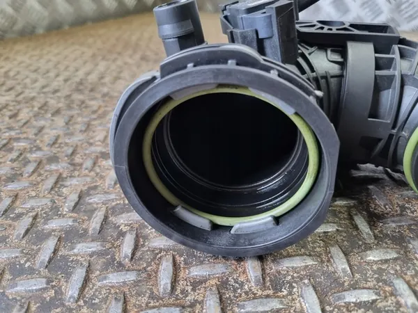 Luftansaugrohr Volkswagen Tiguan 2023 04E145641J image 2